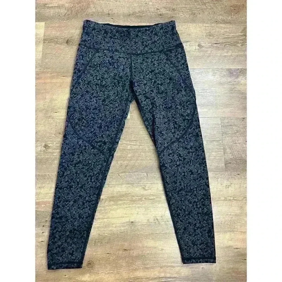 Sweaty Betty The Power Leggings Geometric Print Women's S Black Gray Yoga 7/8 - Picture 1 of 10